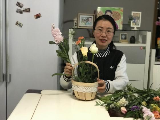 2-按教程開始插花啦