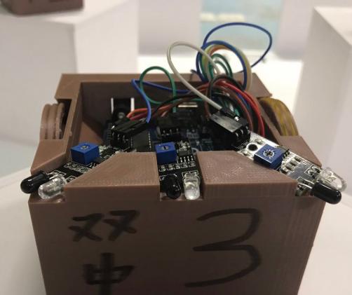 比賽用的人工智能小車