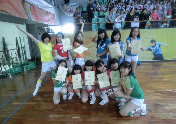 雙中代表隊(duì)獲高中組一等獎(jiǎng)第一名的佳績(jī)