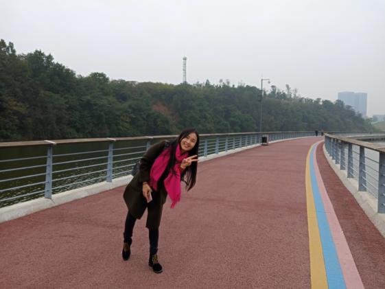 賀學(xué)玉 語文老師