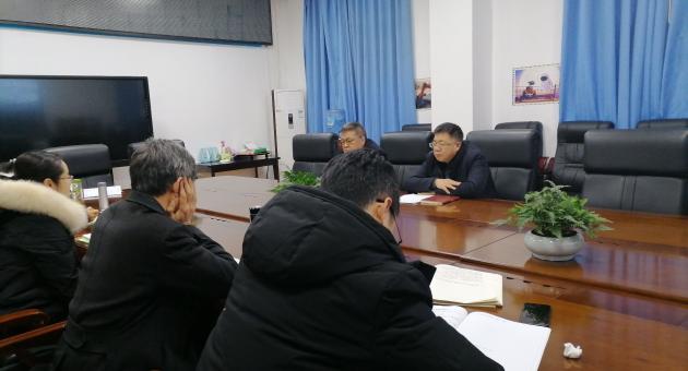 總支書記參加小組評議