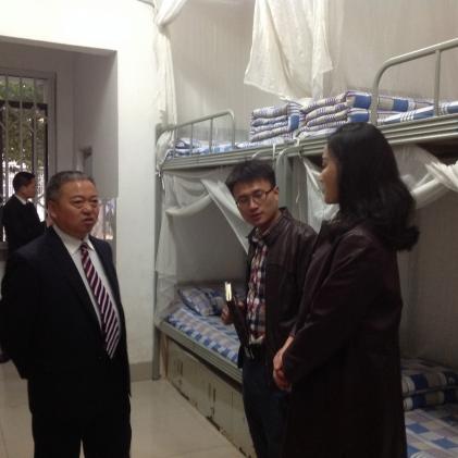 參觀寢室