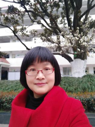 教務(wù)處職員 李沁勵