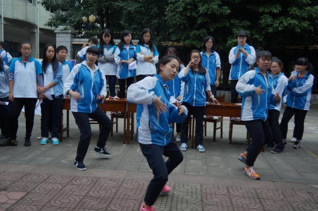 舞蹈社學生現場表演