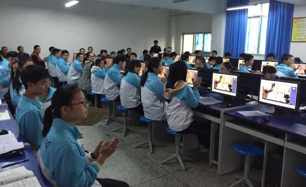 小組發(fā)言人交流展示二