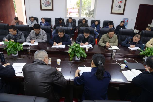 各科組長參加總結(jié)會