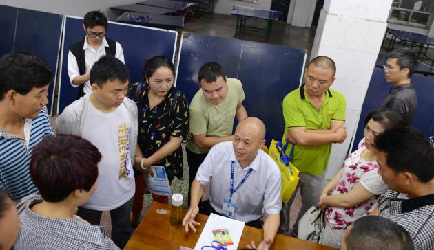 徐文林老師與家長深入交流