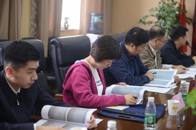 視察節(jié)水工作