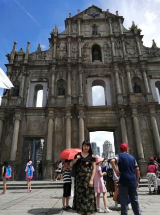 甘文麗歷史老師