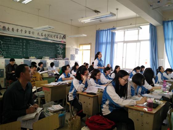 學(xué)生回答問題