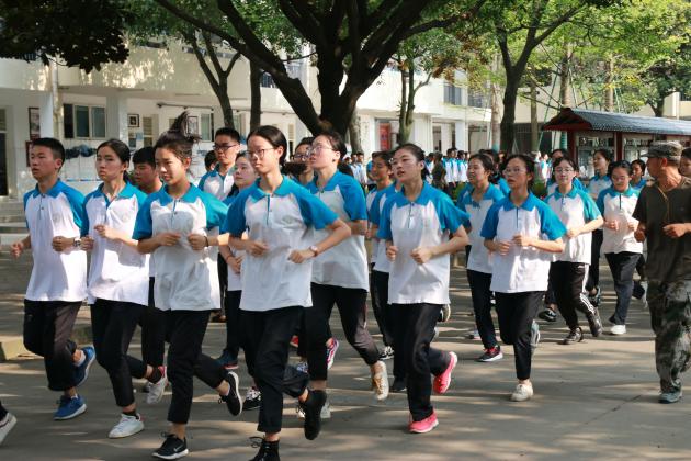 奔跑的少年 永不言敗