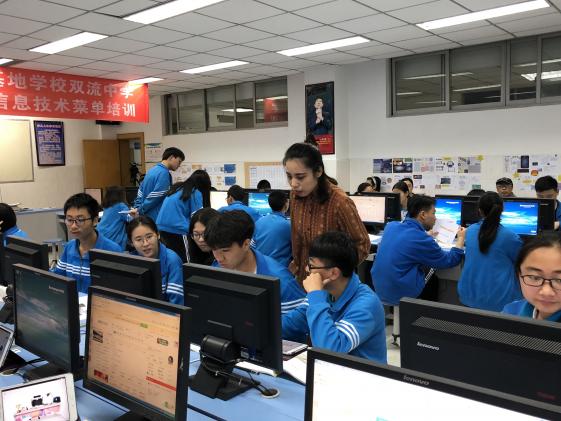 張茜老師指導(dǎo)學(xué)生