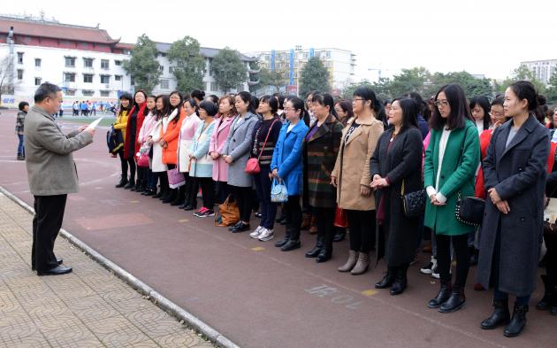 熊偉校長致詞祝福