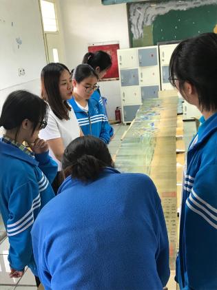 家長(zhǎng)課堂——中國(guó)名畫(huà)欣賞