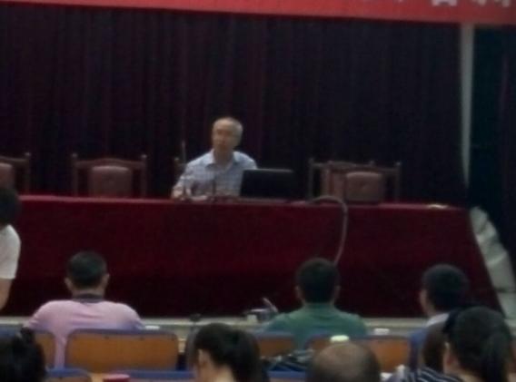 黎國勝老師發(fā)言