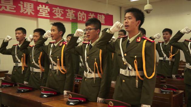 面向國旗莊嚴宣誓