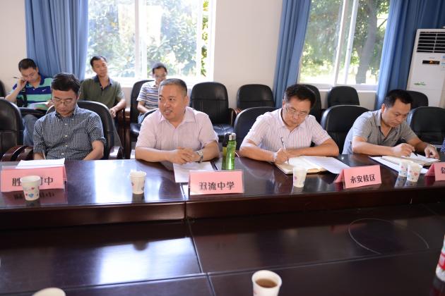 集團(tuán)校領(lǐng)導(dǎo)