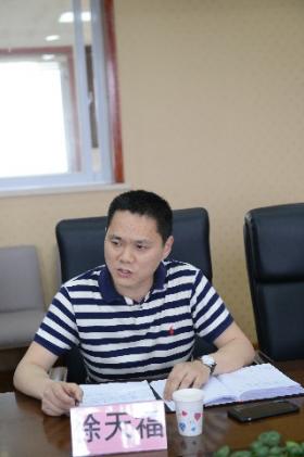 徐校長(zhǎng)主持