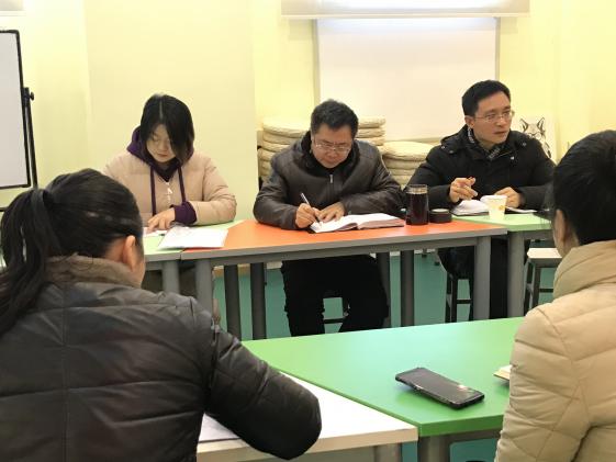 杜江濤主任做會(huì)議總結(jié)