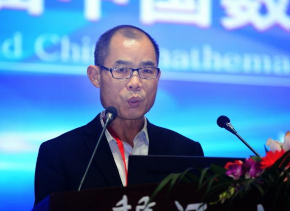 郭秀峰老師主持會議