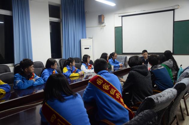 團(tuán)委書(shū)記魏東老師講話