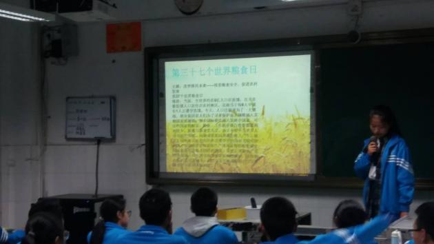 學(xué)生積極宣講