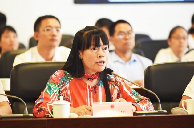 馮中惠老師作專題發(fā)言