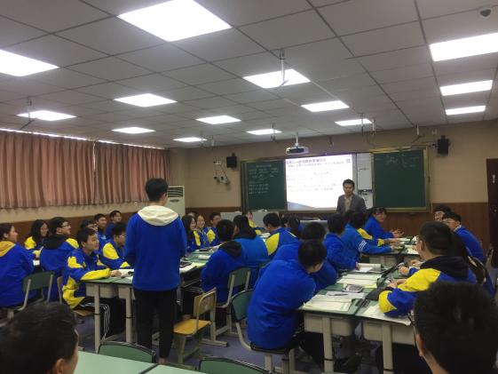 趙一凡老師授課現(xiàn)場(chǎng)