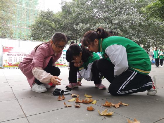 伍福琴現(xiàn)場拍攝指導