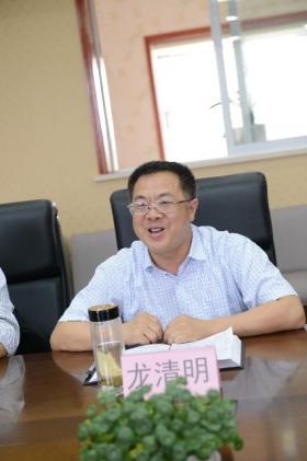 龍校長(zhǎng)講話