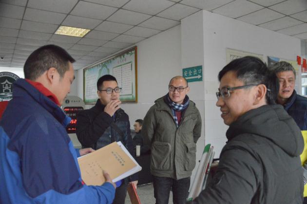 教研員與科任老師交流