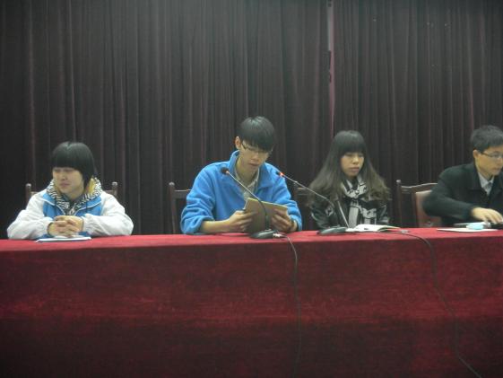 團委副書記馬靖清同學安排換屆事宜