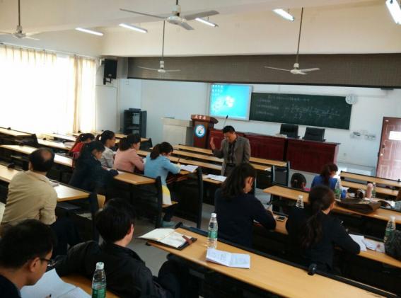 雙流中學(xué)陽冰老師對(duì)公開課做點(diǎn)評(píng)