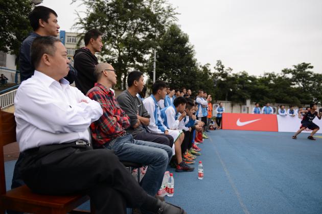 雙流中學(xué)校長熊偉親臨比賽現(xiàn)場