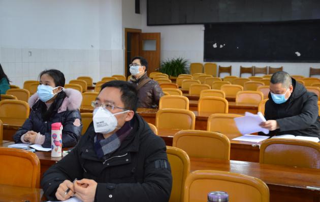 杜江濤主任參加高三教學(xué)研討