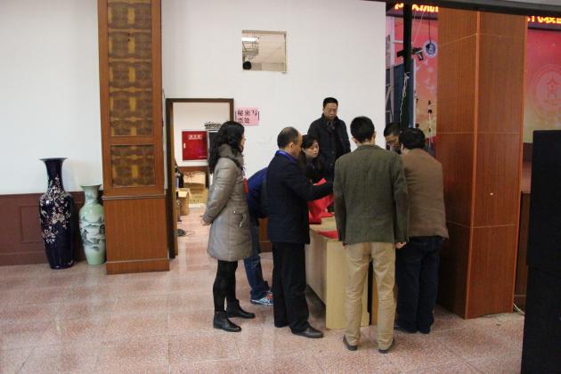 當(dāng)眾清理選票