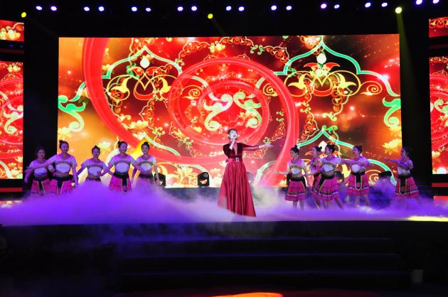 大氣的舞臺“范‘