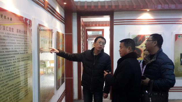 石城中學(xué)賴子吾校長蒞臨雙流中學(xué)交流訪問