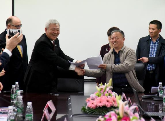 愛爾蘭DIT與雙流中學(xué)續(xù)簽協(xié)議