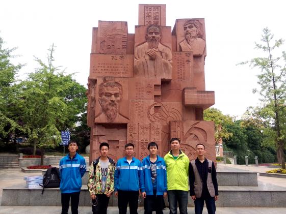 全體參賽師生合影留念