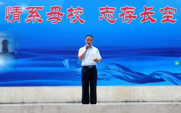 藝體處主任郎鳳偉老師講話