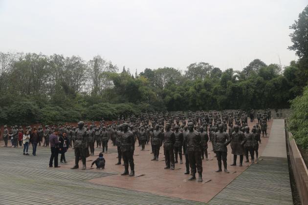 壯士群雕廣場(chǎng)