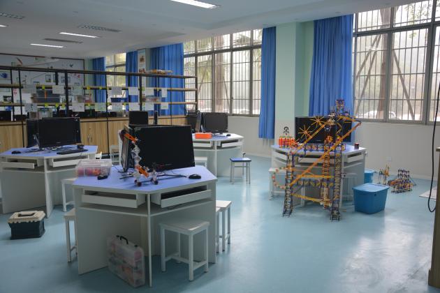 STEAM創(chuàng)想實驗空間