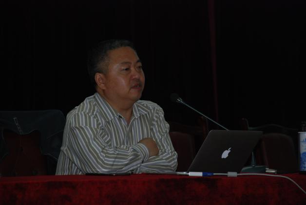 校長(zhǎng)的擔(dān)當(dāng)