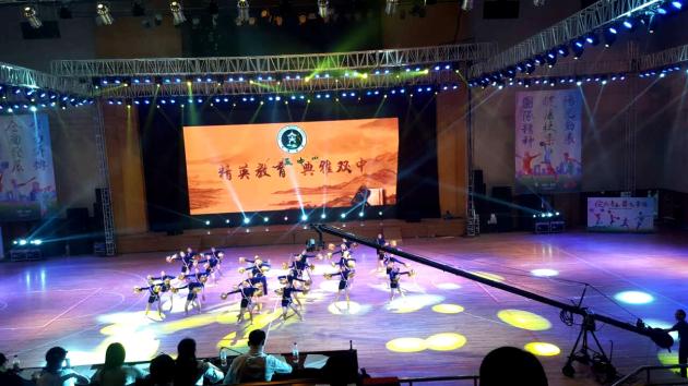 雙流中學啦啦操隊展演