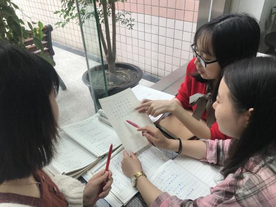 老師們點(diǎn)評(píng)作品