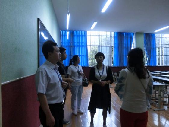 參觀藝術(shù)樓