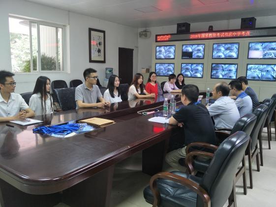 專家考評(píng)面試應(yīng)聘教師