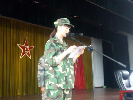 雙流中學高2015級新生軍訓開訓典禮