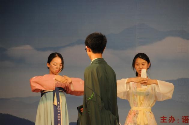 漢研社學(xué)生表演